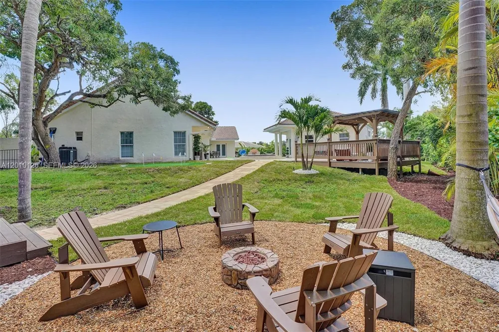 16301 SW 62nd St Southwest Ranches, FL 33331