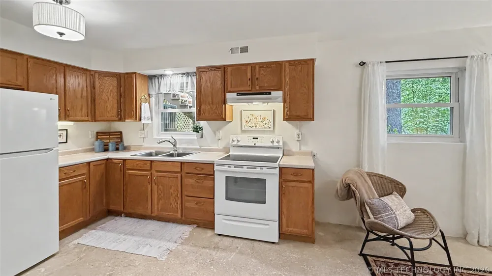202 Alder Way Tahlequah, OK 74464