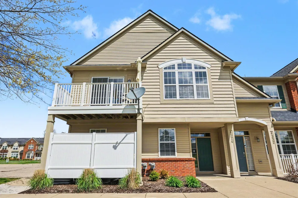 4324 Hampton Ridge Boulevard Howell, MI 48843