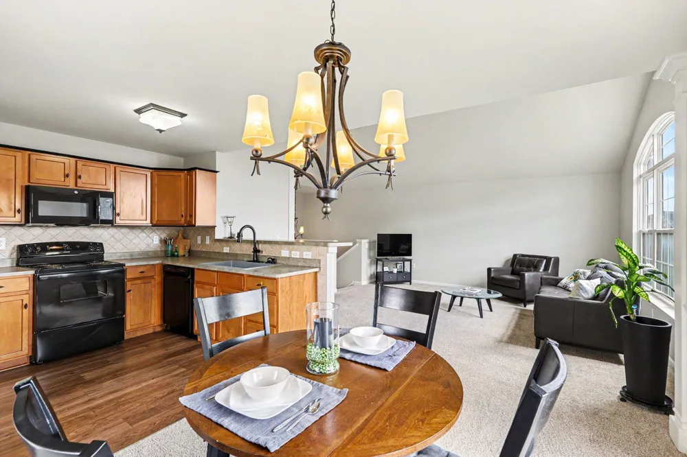 4324 Hampton Ridge Boulevard Howell, MI 48843