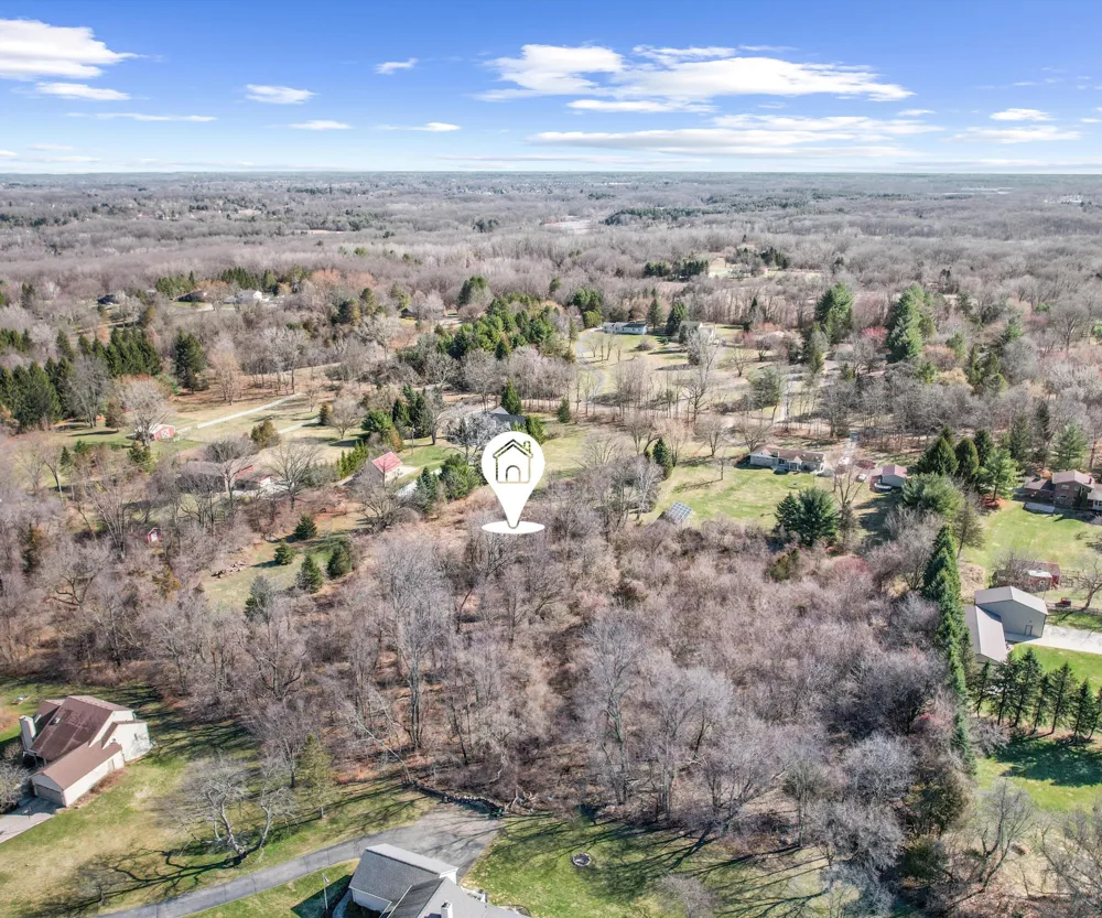 1480 Old Plank Road Milford, MI 48381