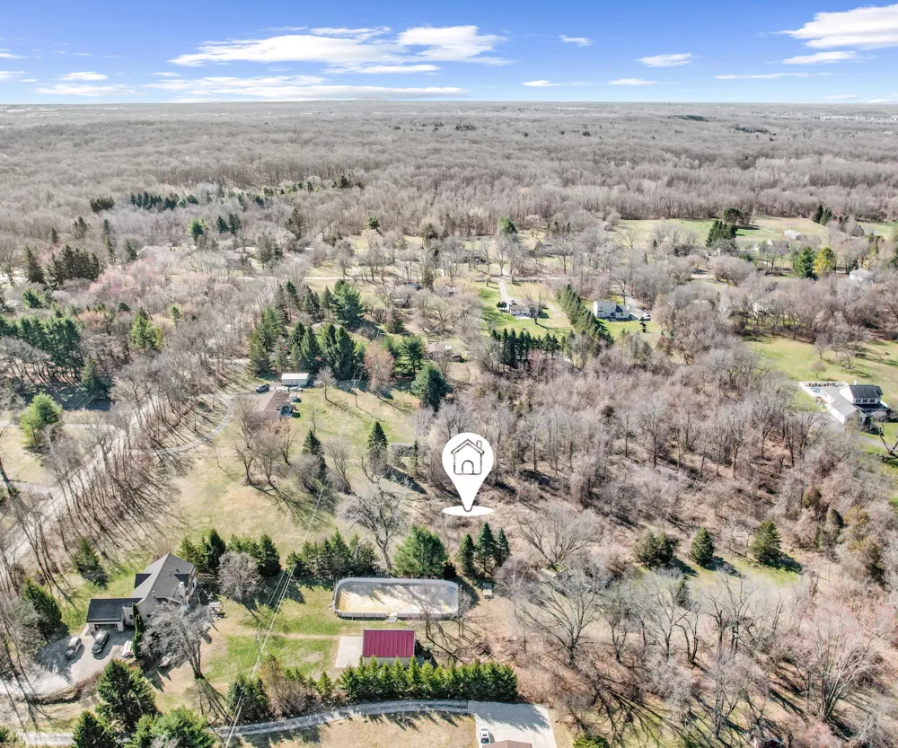 1480 Old Plank Road Milford, MI 48381