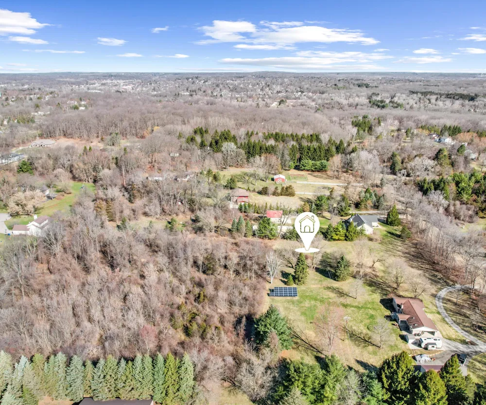 1480 Old Plank Road Milford, MI 48381