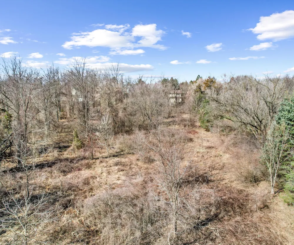 1480 Old Plank Road Milford, MI 48381