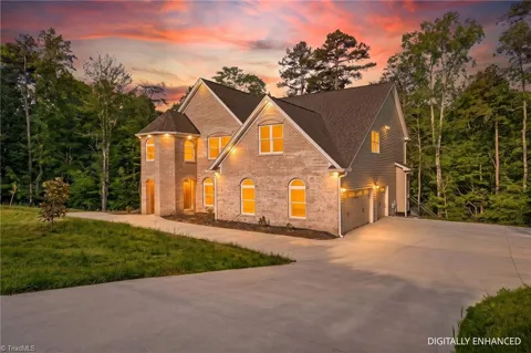 160 Tullyries Lane