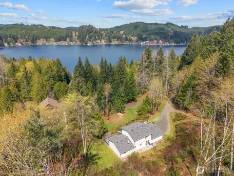 508 Summit Lake Shore Drive NW