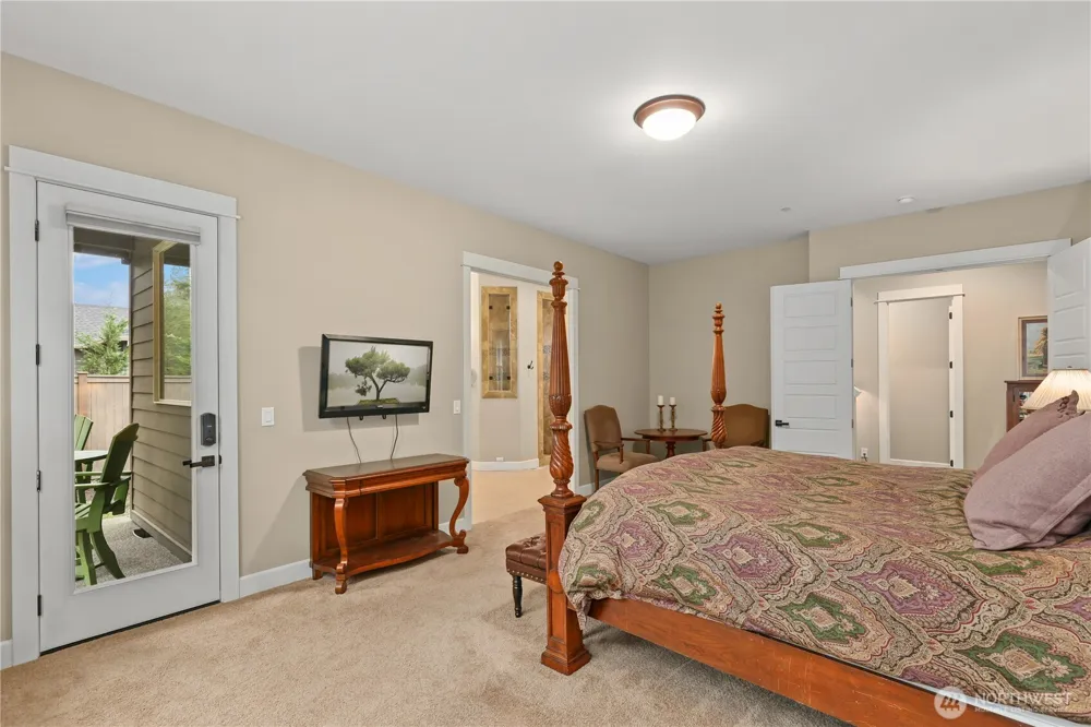 31209 218th Place SE Black Diamond, WA 98010