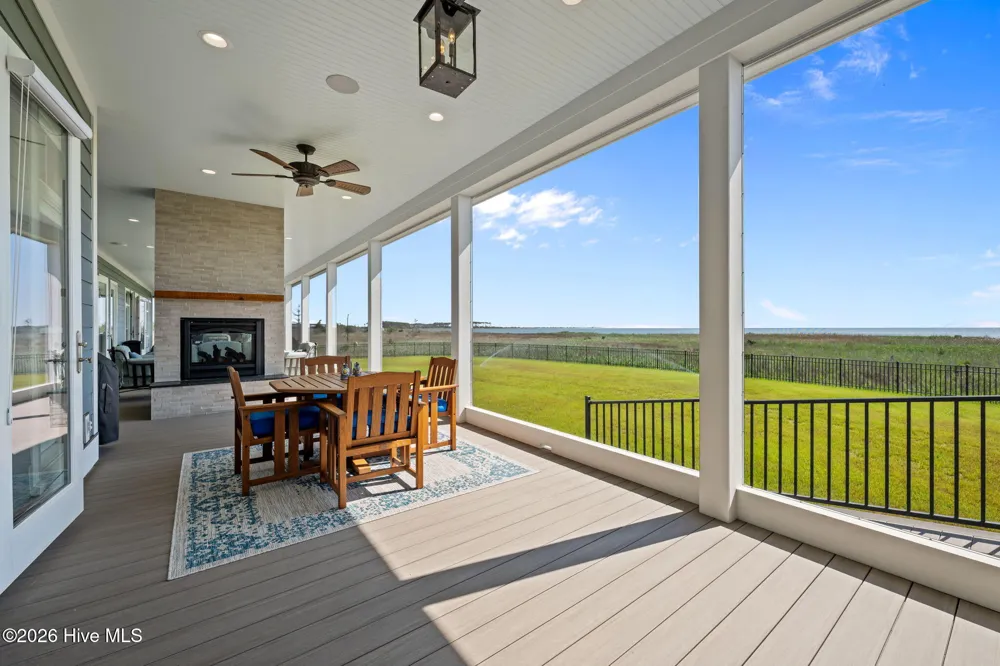 76 Soundside Drive Oriental, NC 28571