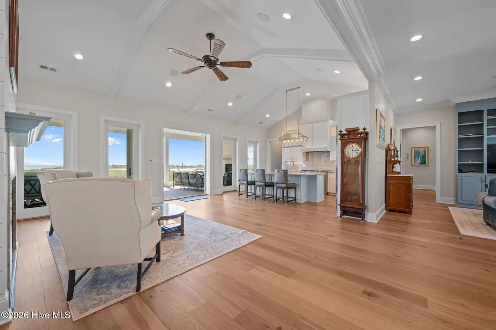 76 Soundside Drive Oriental, NC 28571