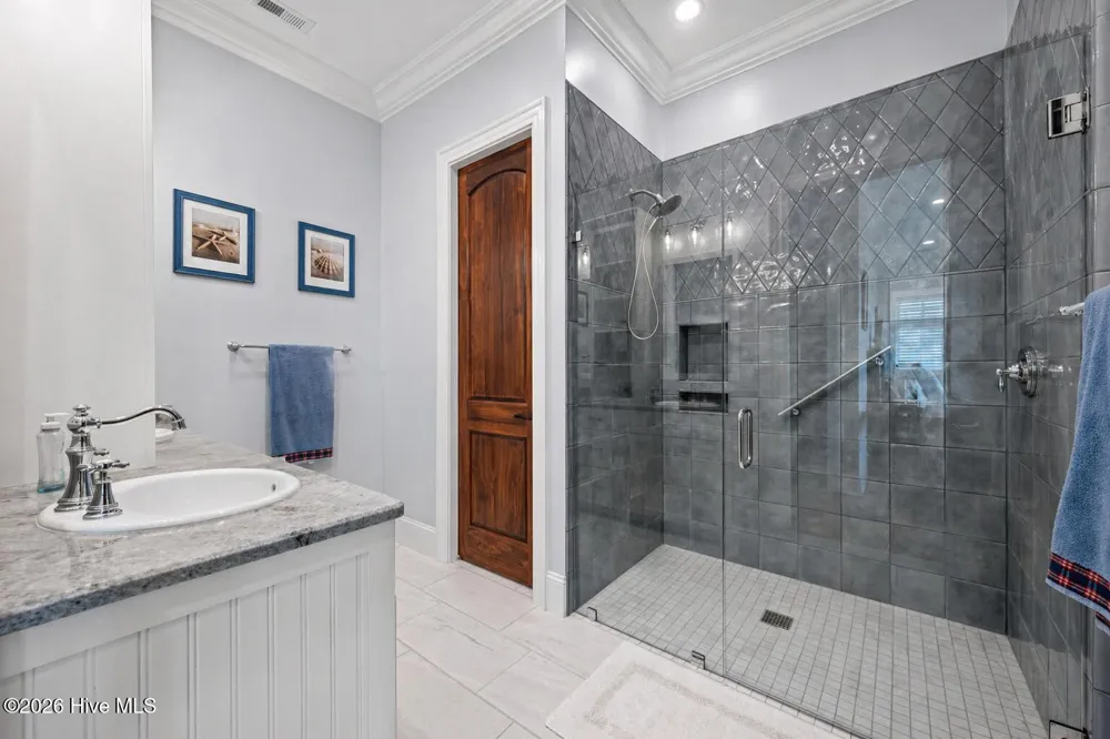 76 Soundside Drive Oriental, NC 28571