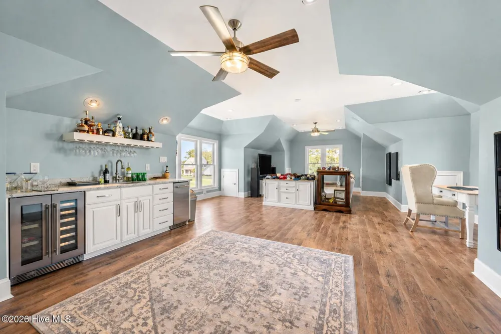 76 Soundside Drive Oriental, NC 28571
