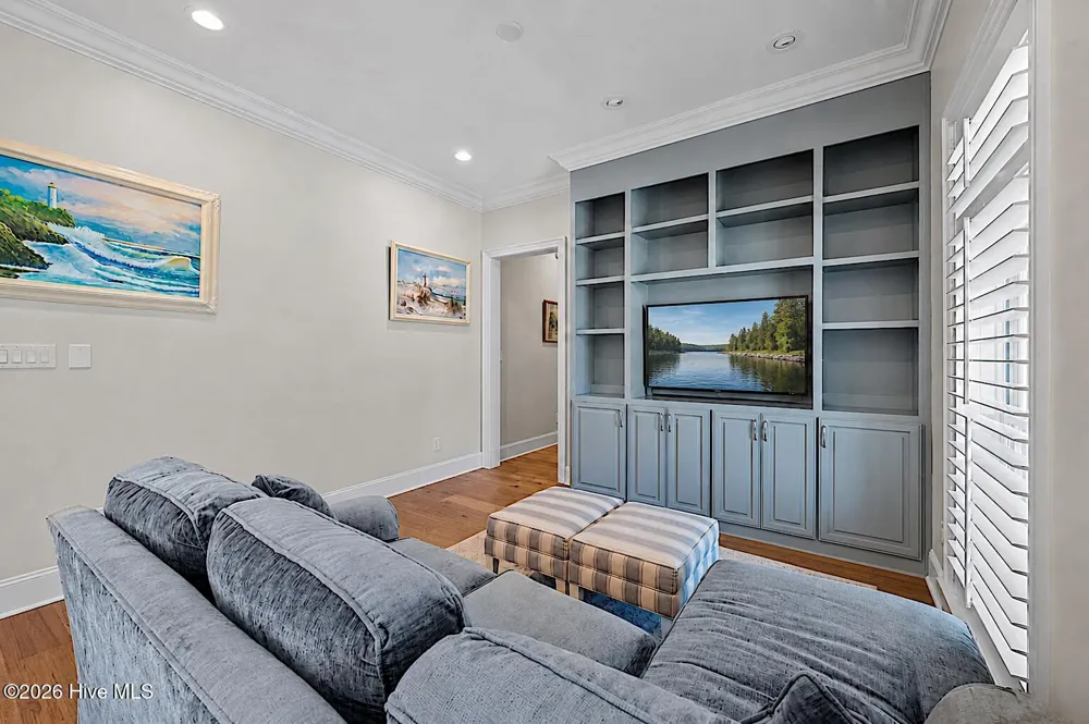 76 Soundside Drive Oriental, NC 28571