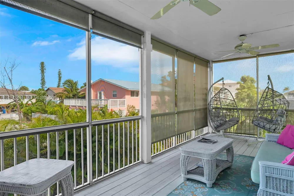 320 Calzada De Bougainville Marathon, FL 33050