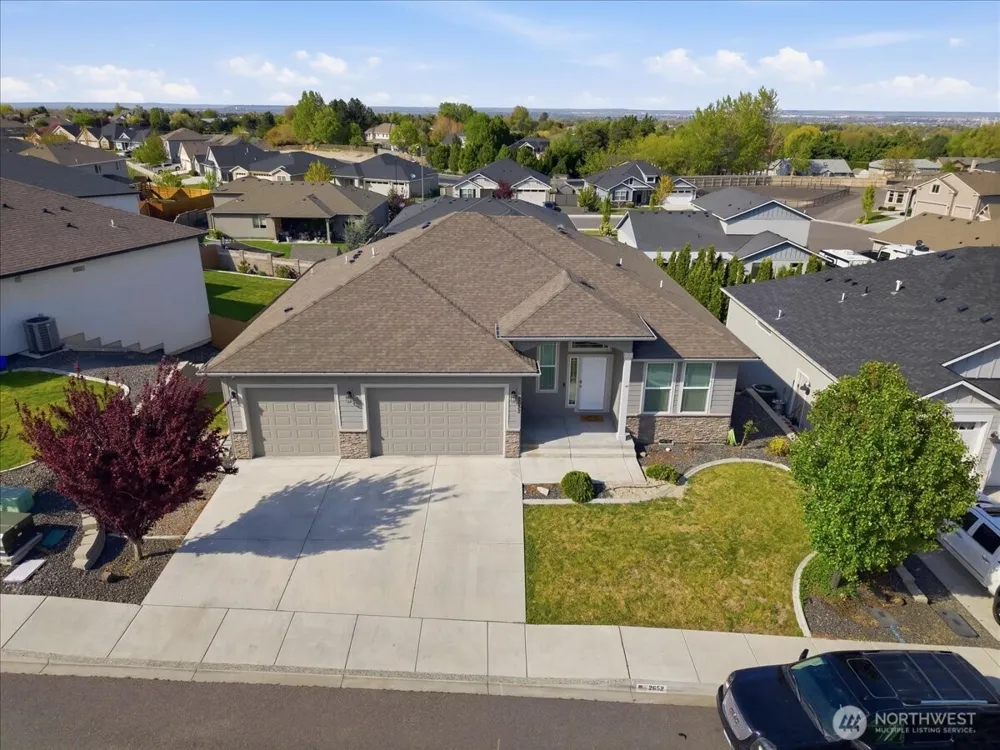2652 W 44th Place Kennewick, WA 99337