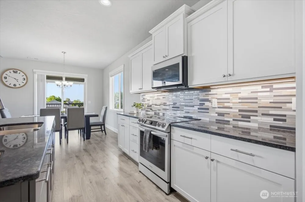 2652 W 44th Place Kennewick, WA 99337