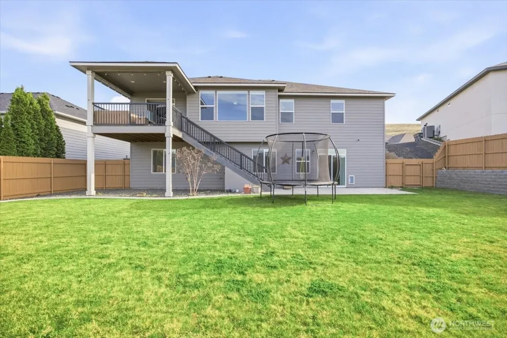 2652 W 44th Place Kennewick, WA 99337