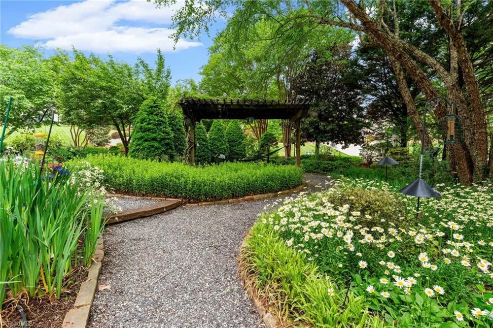 247 James Way Bermuda Run, NC 27006