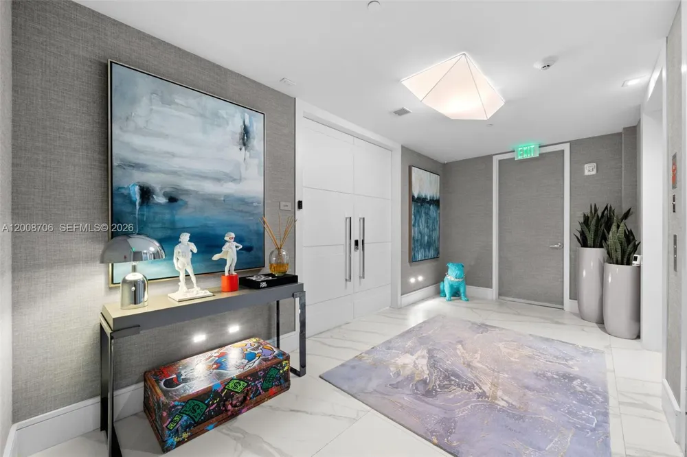 18975 Collins Ave #5200 Sunny Isles Beach, FL 33160