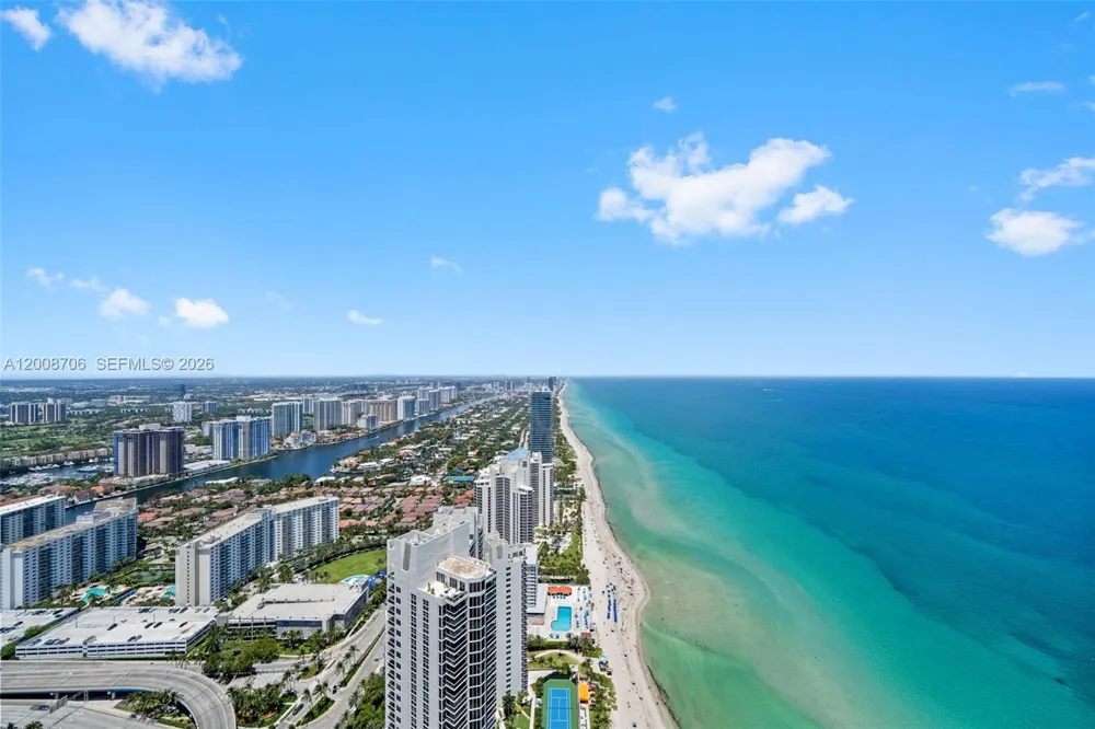 18975 Collins Ave #5200 Sunny Isles Beach, FL 33160