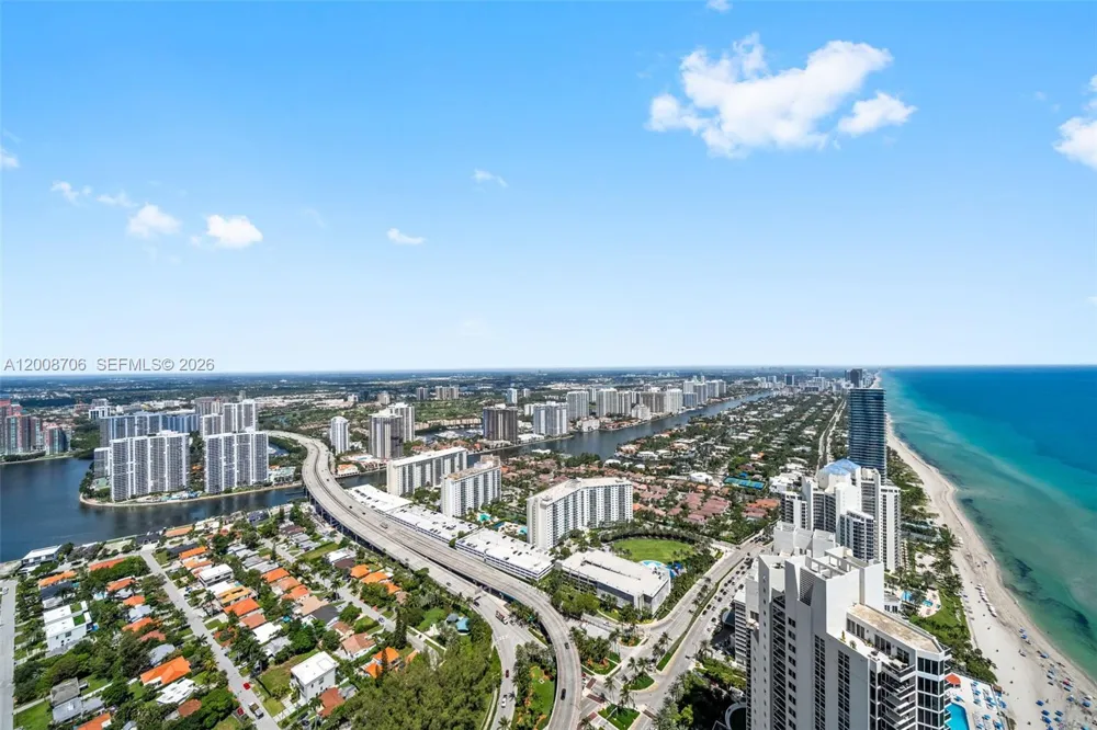 18975 Collins Ave #5200 Sunny Isles Beach, FL 33160