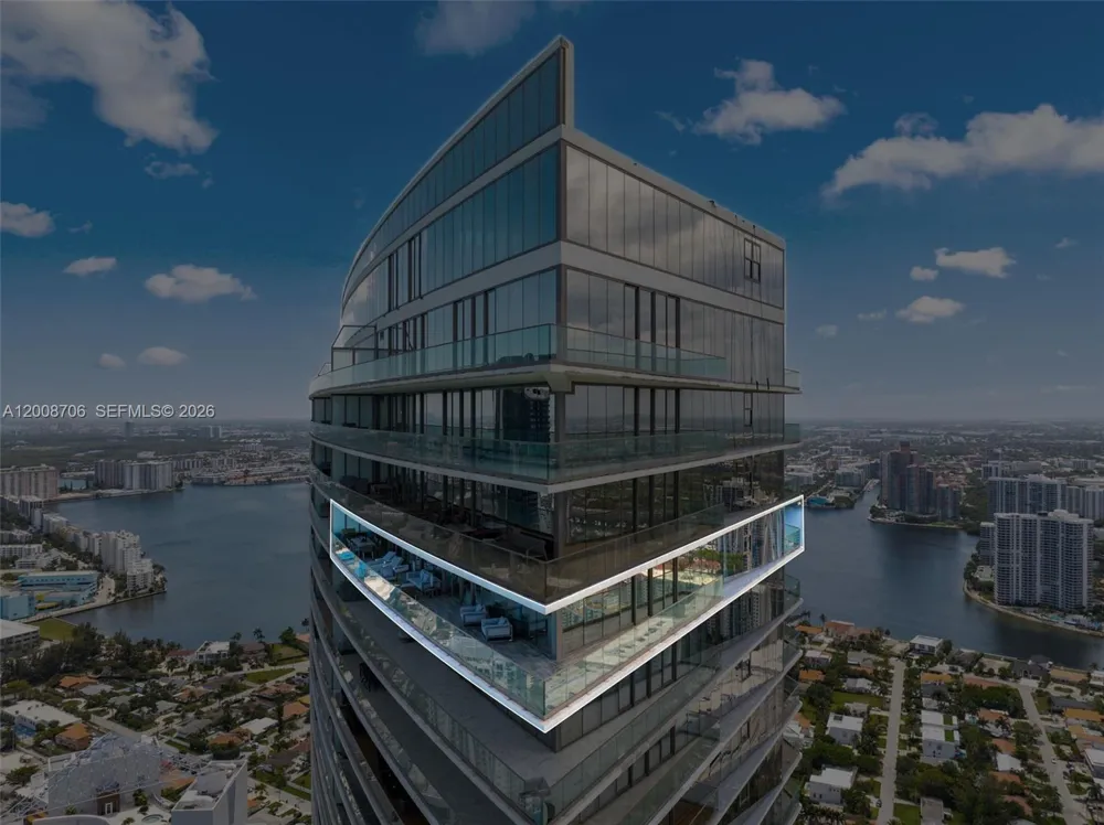 18975 Collins Ave #5200 Sunny Isles Beach, FL 33160