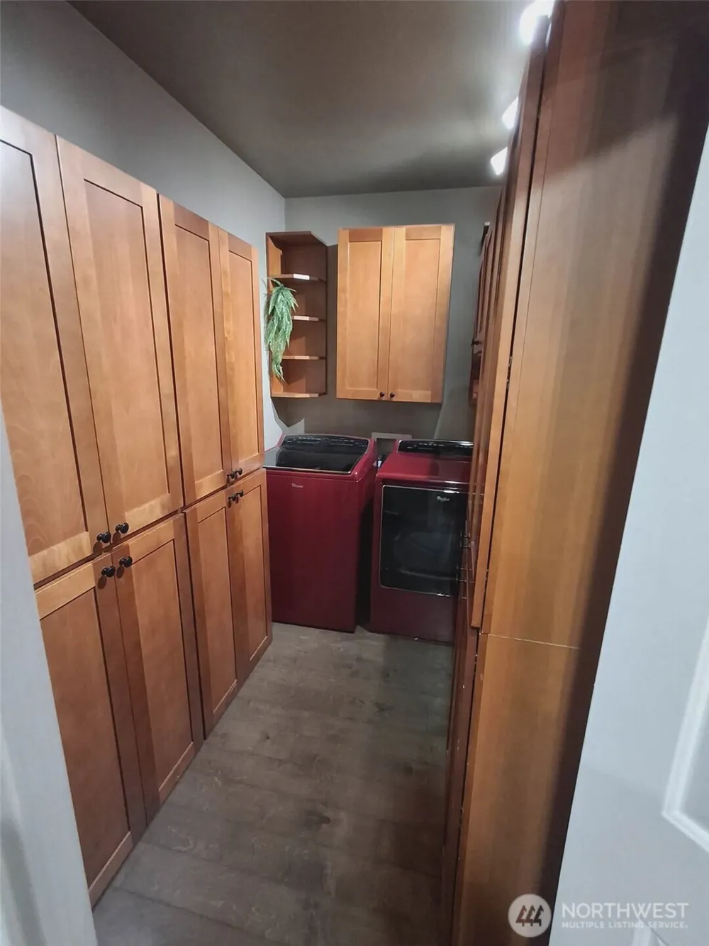 310 W Pine Street Elma, WA 98541