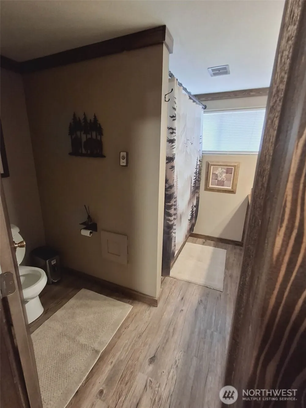 310 W Pine Street Elma, WA 98541