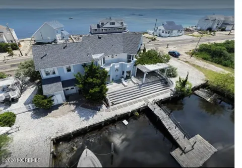 322 Bayshore Drive