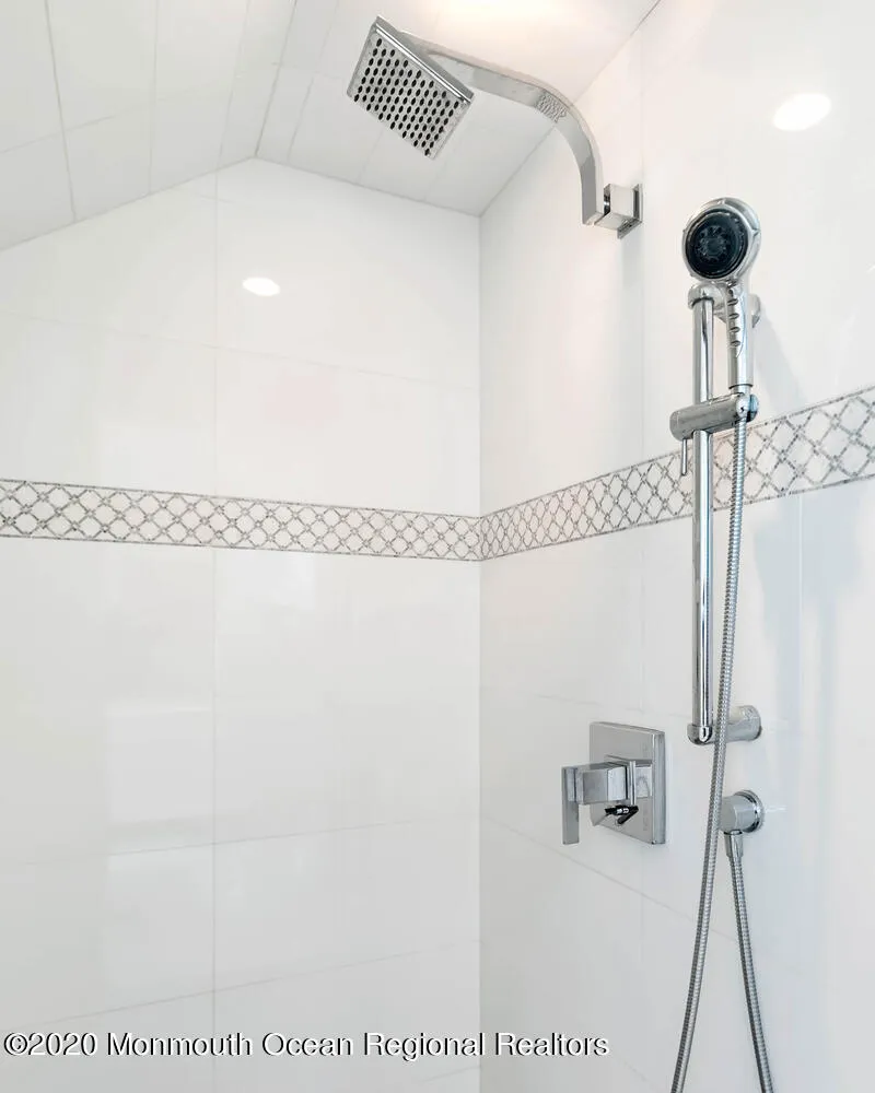1 Horatius Way Rumson, NJ 07760