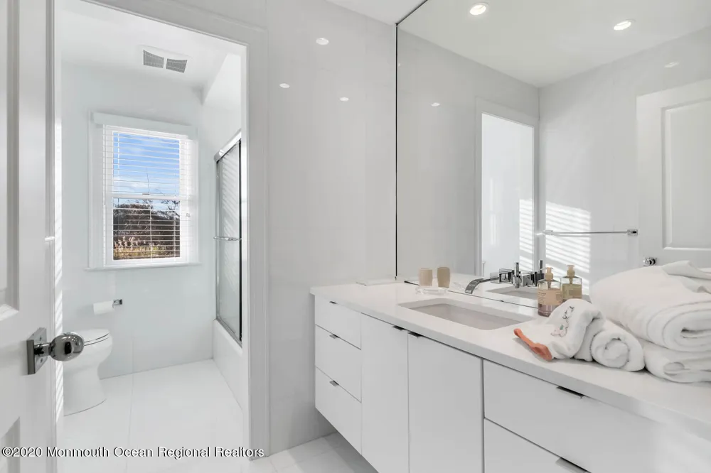 1 Horatius Way Rumson, NJ 07760