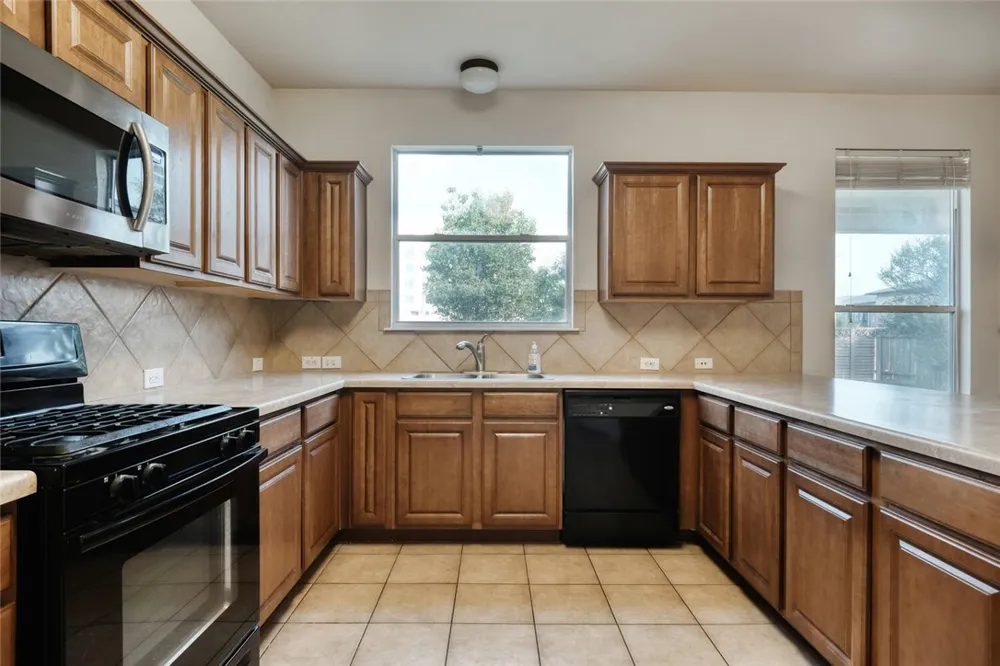 314 Hidden Brook Lane Round Rock, TX 78665