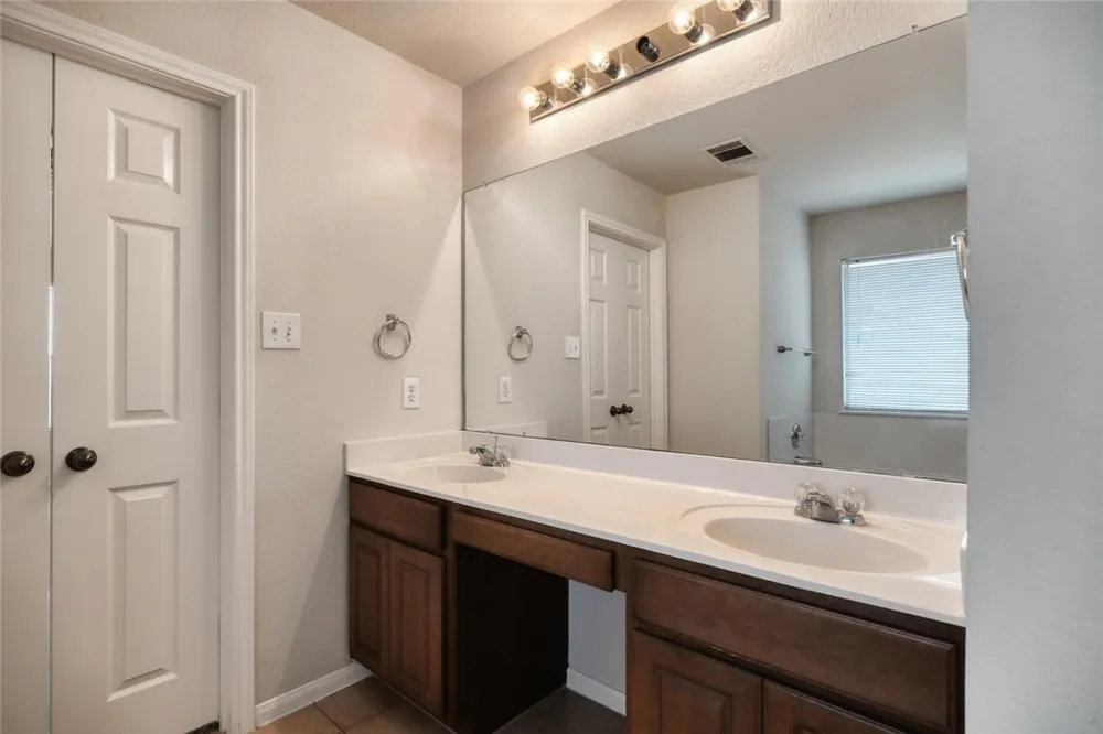 314 Hidden Brook Lane Round Rock, TX 78665