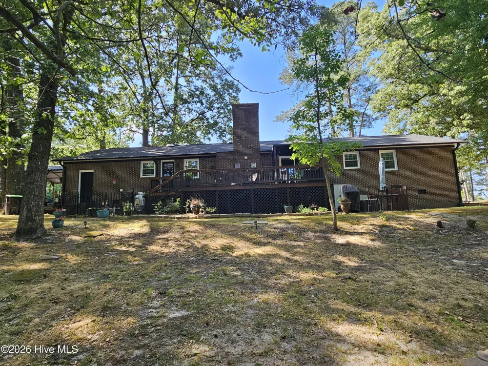 301 Fork Lake Drive Clinton, NC 28328