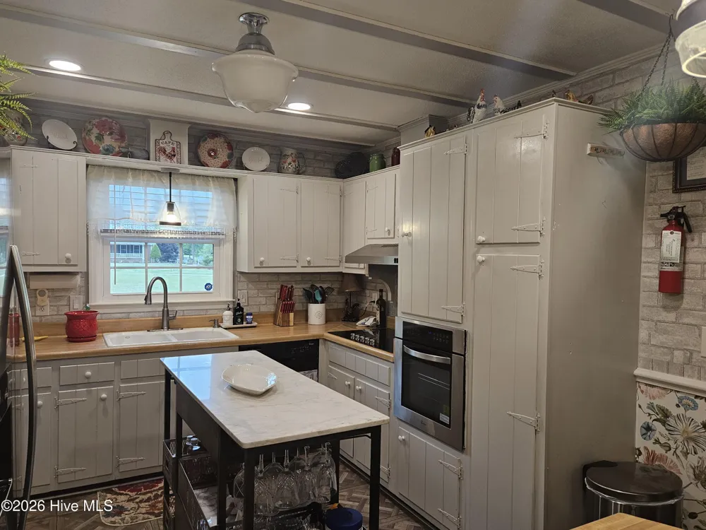 301 Fork Lake Drive Clinton, NC 28328