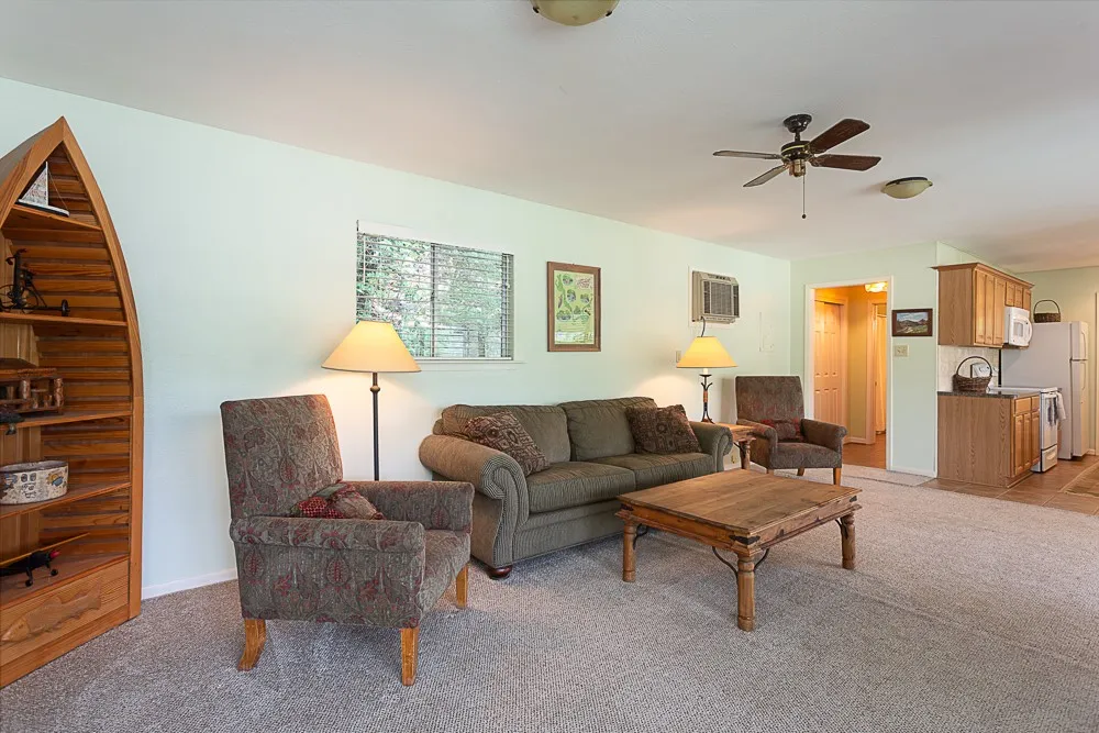 3721 Firemans Trail Lago Vista, TX 78645