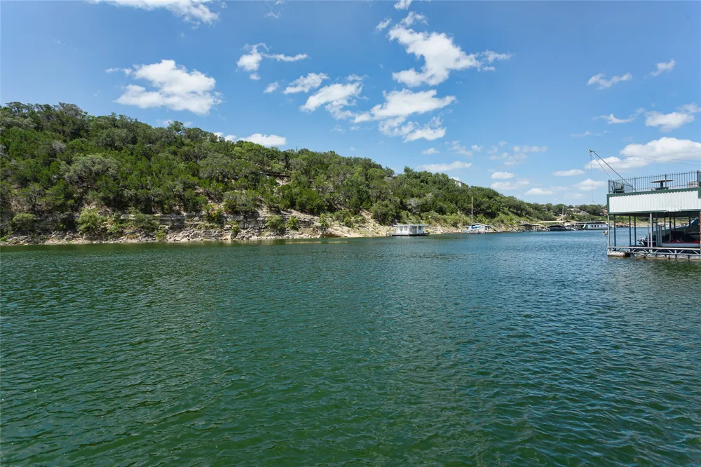 3721 Firemans Trail Lago Vista, TX 78645