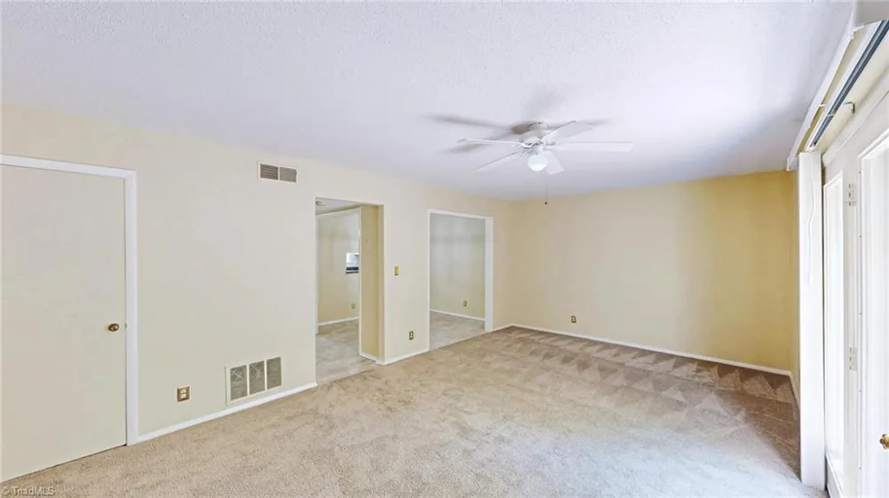 2214 Shadow Valley Road #E High Point, NC 27265