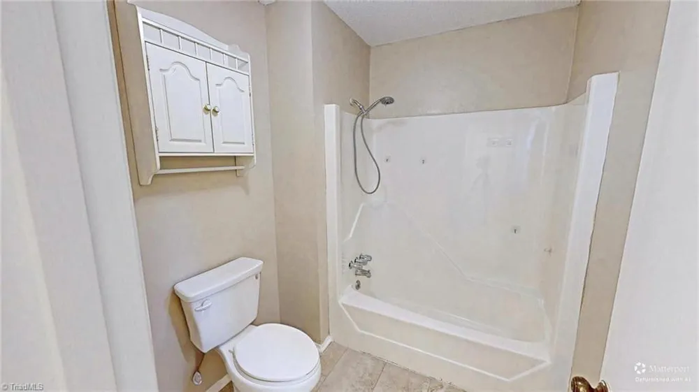 2214 Shadow Valley Road #E High Point, NC 27265