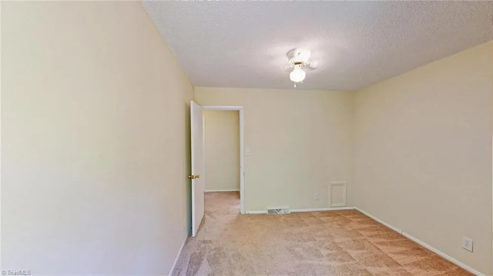 2214 Shadow Valley Road #E High Point, NC 27265