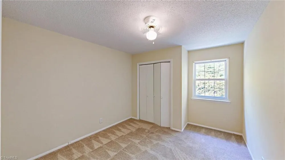 2214 Shadow Valley Road #E High Point, NC 27265