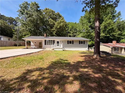 2815 Midpines Drive