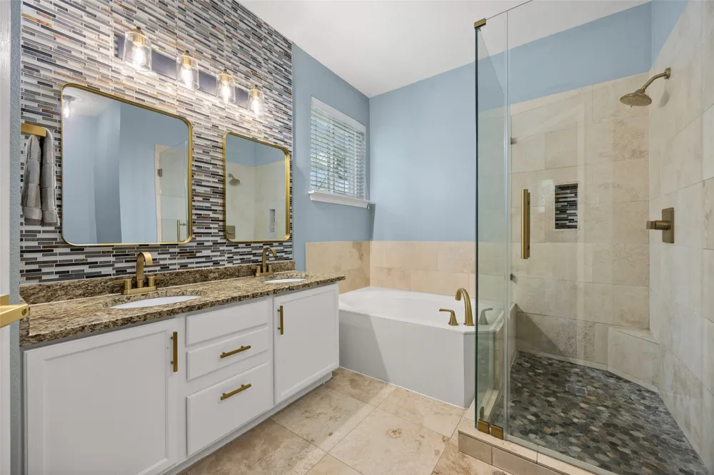 8610 Axis Drive Austin, TX 78749