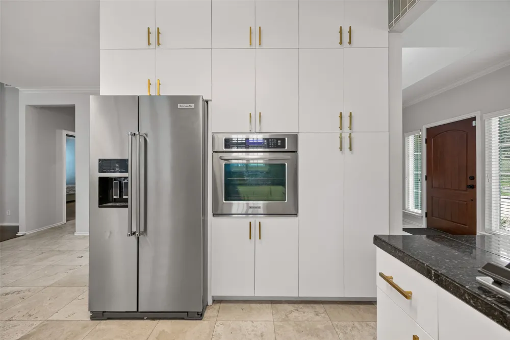 8610 Axis Drive Austin, TX 78749