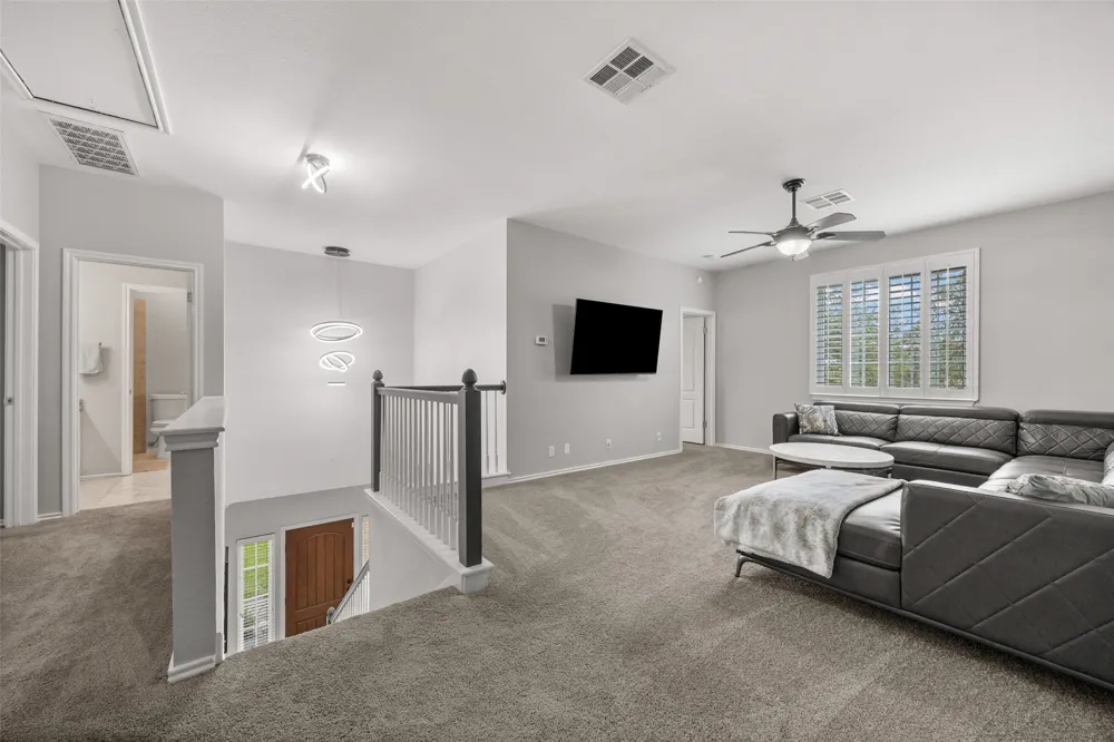 8610 Axis Drive Austin, TX 78749