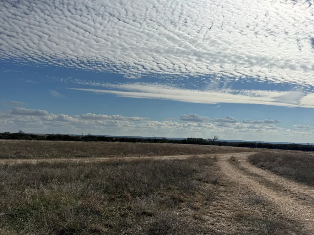 1806 County Road 2425 Iredell, TX 76649