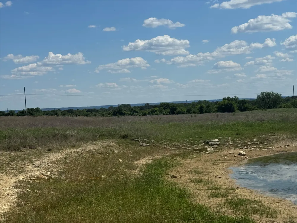 1806 County Road 2425 Iredell, TX 76649
