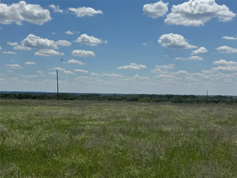1806 County Road 2425 Iredell, TX 76649