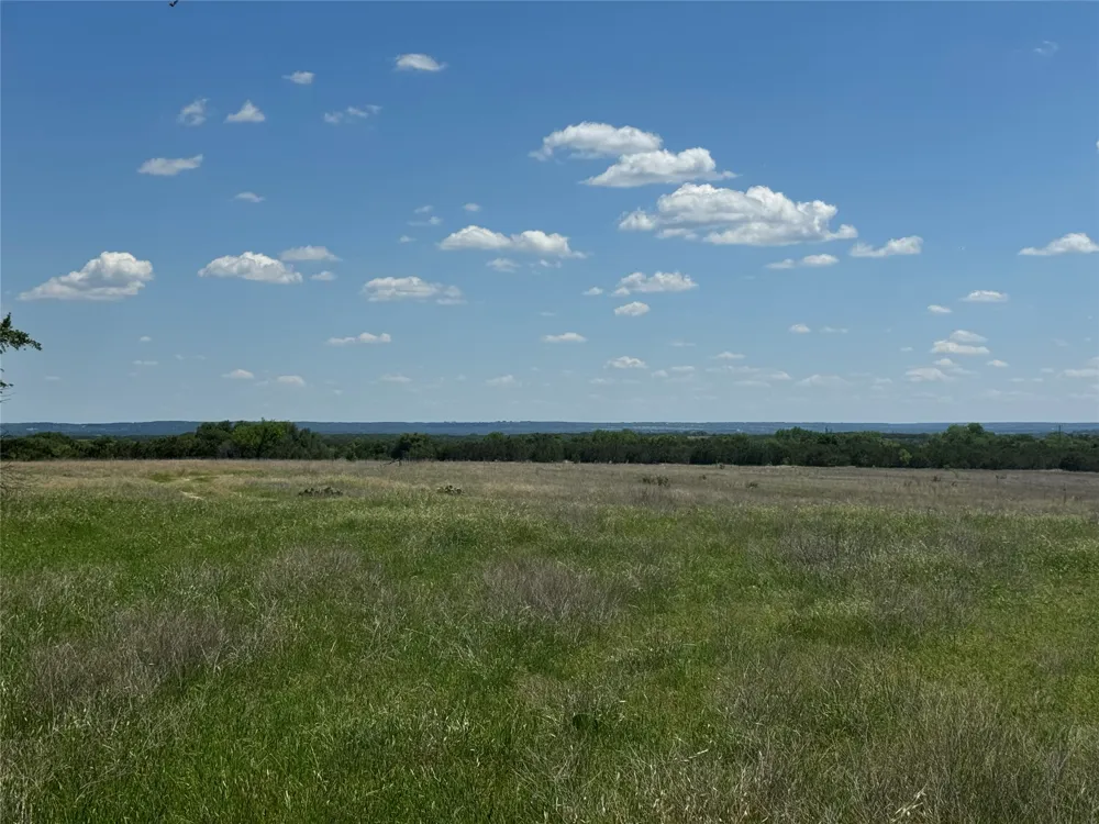 1806 County Road 2425 Iredell, TX 76649