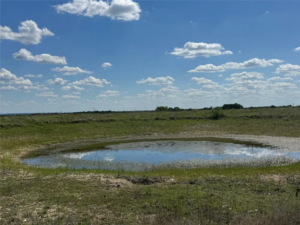 1806 County Road 2425 Iredell, TX 76649