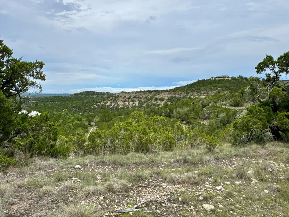 1180 Old Red Ranch Road Dripping Springs, TX 78620